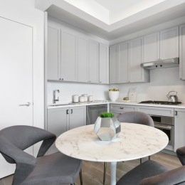 Make every meal memorable in your stunning 1 Flatbush kitchen.
#1FlatbushNY #1Flatbush #FlatbushAve #Brooklyn #DowntownBrooklyn #Dumbo #NYApartments #BoutiqueApartment #BrooklynLiving #DreamKitchen #DiningTable Make every meal memorable in your stunning 1 Flatbush kitchen.
#1FlatbushNY #1Flatbush #FlatbushAve #Brooklyn #DowntownBrooklyn #Dumbo #NYApartments #BoutiqueApartment #BrooklynLiving #DreamKitchen #DiningTable